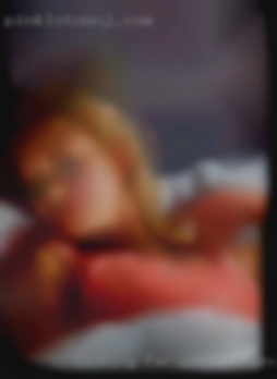 Looking for someone to make in Cotulla, Texas out with.