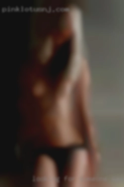 Looking sex in kitchen for someone to hangout with.
